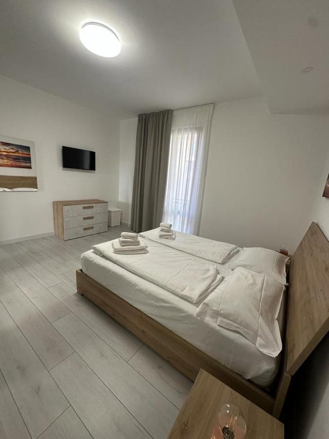 Cavour Apartment Center バルドリーノ エクステリア 写真